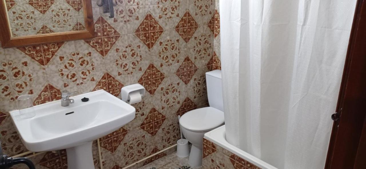 Hostal Gran Capitan Bargas المظهر الخارجي الصورة