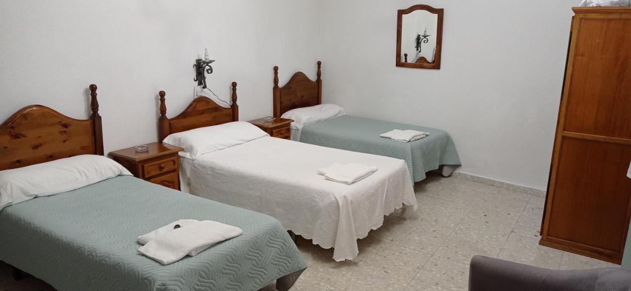 Hostal Gran Capitan Bargas المظهر الخارجي الصورة