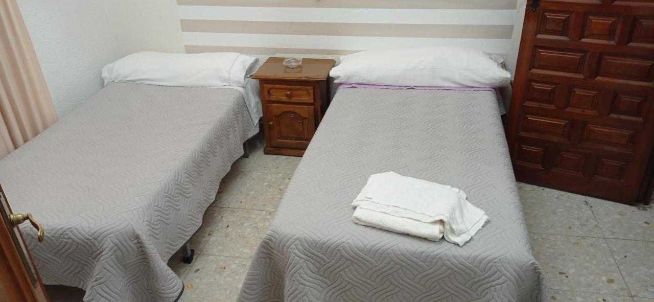 Hostal Gran Capitan Bargas المظهر الخارجي الصورة