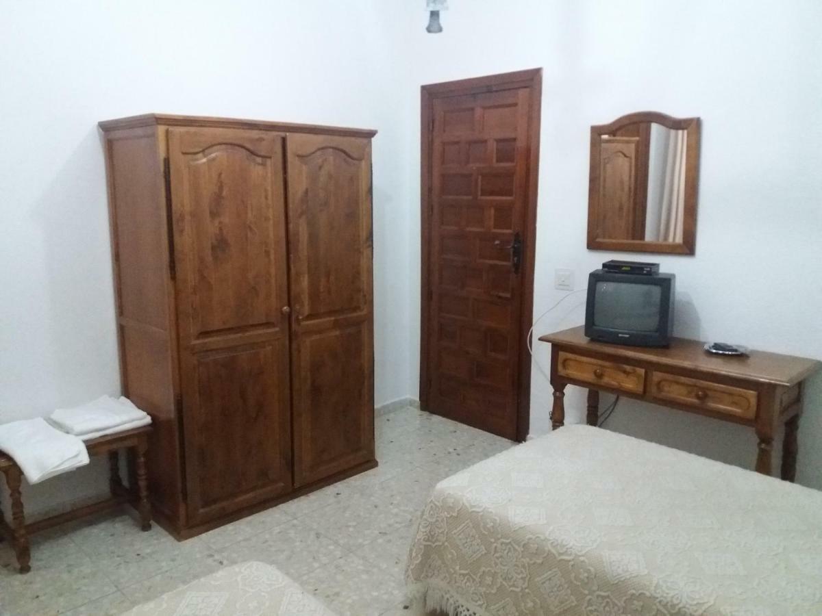 Hostal Gran Capitan Bargas المظهر الخارجي الصورة