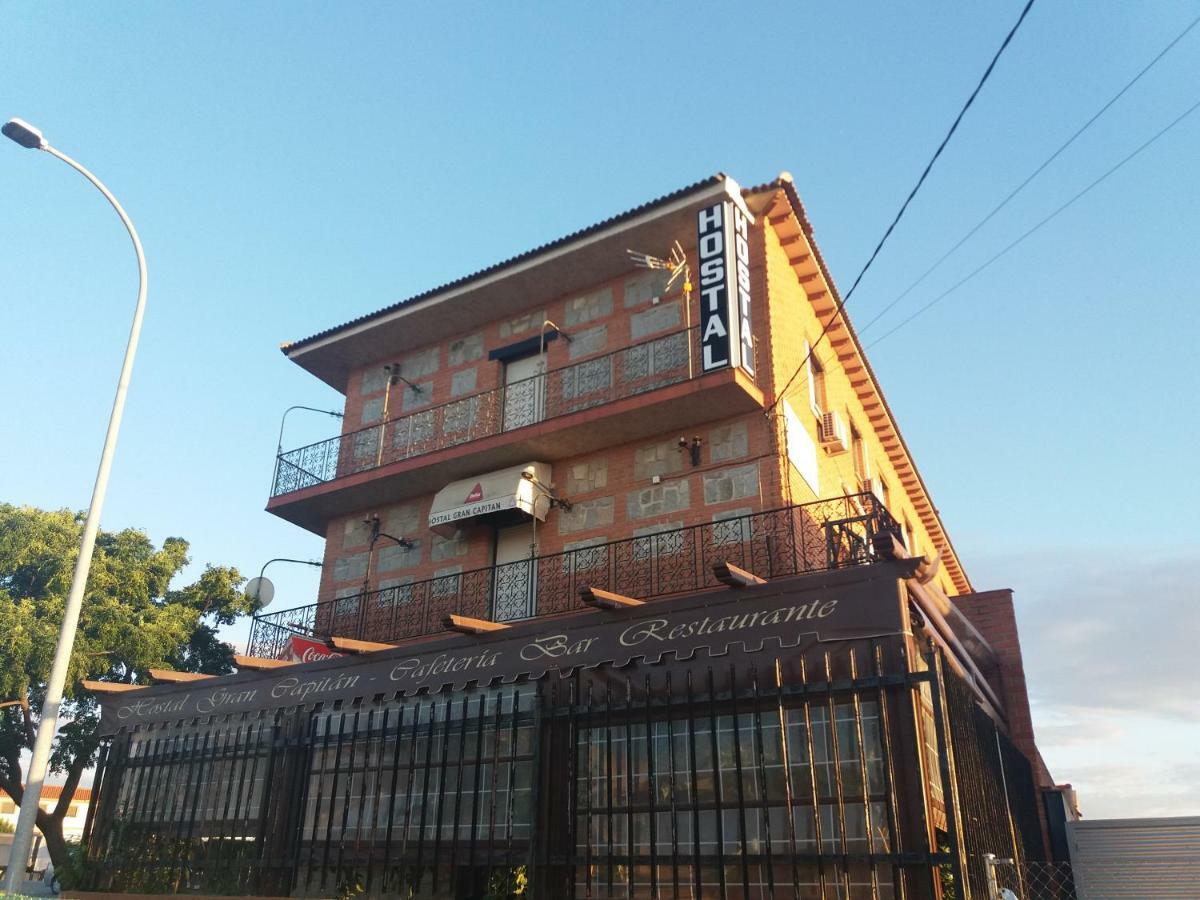 Hostal Gran Capitan Bargas المظهر الخارجي الصورة